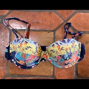 ☠️SOLD!🌊Nanette Lepore bikini top size Medium